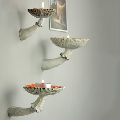 Mushroom Hanging Shelf Creative Floating Resin Craft Rack